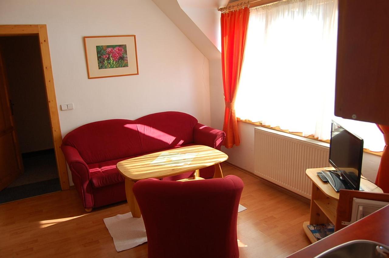 Penzion Teniscentrum Tatranská Lomnica Dış mekan fotoğraf